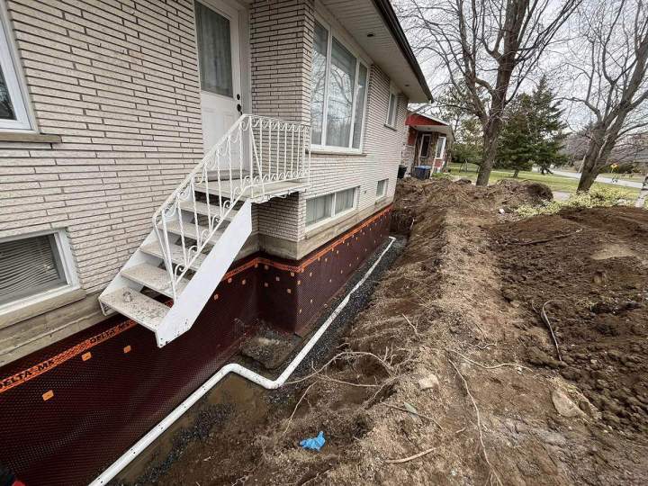 Nous réalisons des travaux de drainage pour prévoir les risques d’inondation.